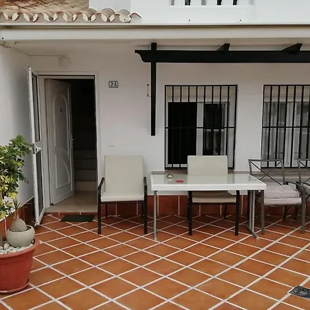 Encanto Junto Al Mar Дом отдыха Малага